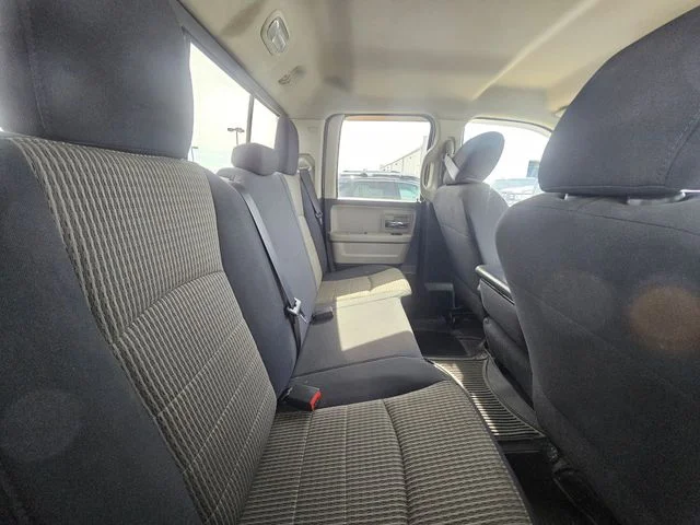 Used 2011 Bright Silver Metallic Ram SLT image 17