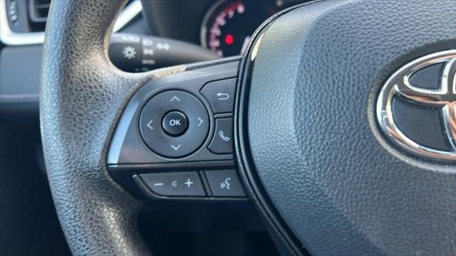 2025 Toyota RAV4 XLE - Photo 20