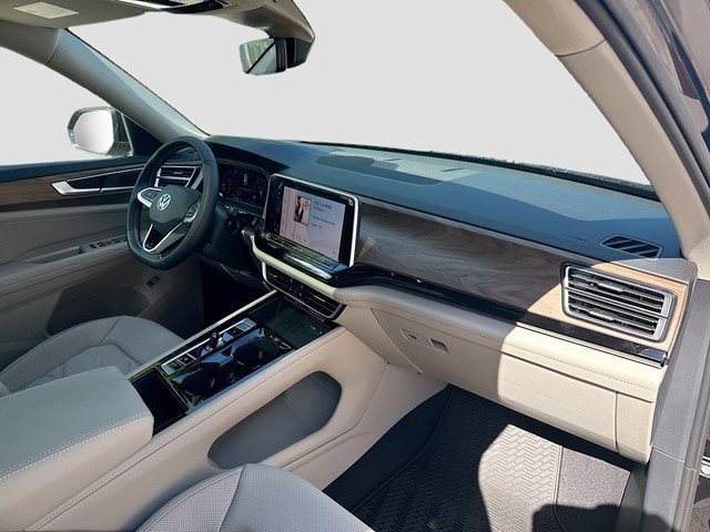 2026 Volkswagen Atlas SE w/Tech - Photo 26