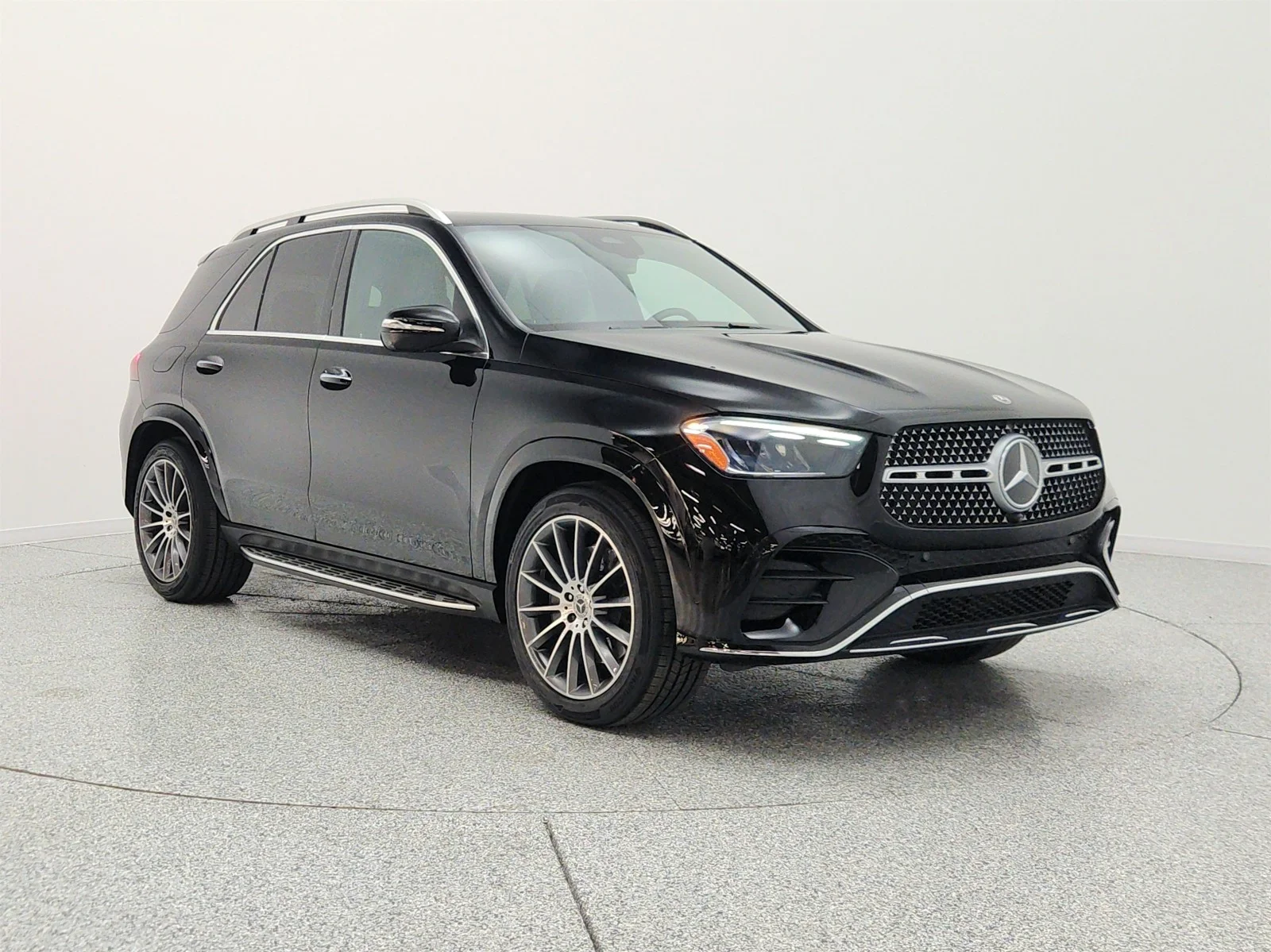 Used 2024 Black Mercedes-Benz GLE 350 4MATIC® SUV image 3