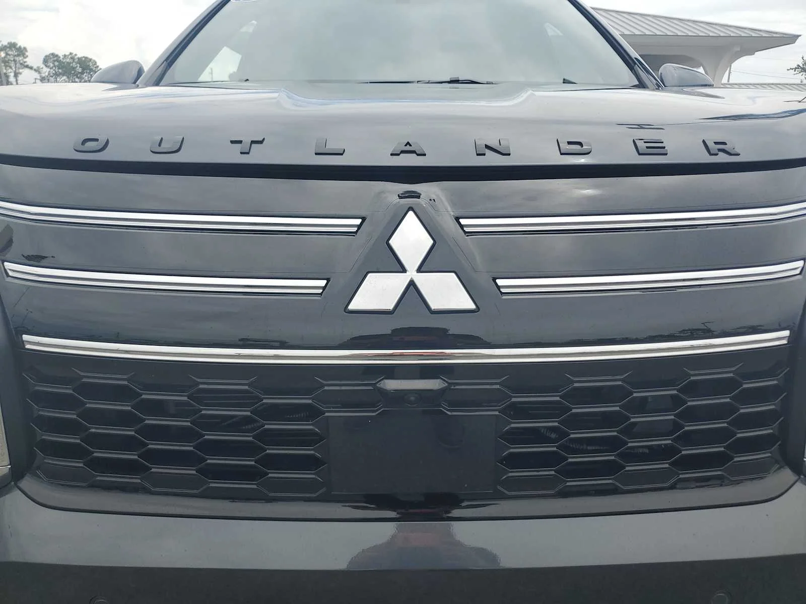 Used 2025 Graphite Gray Gray Mitsubishi SEL image 14