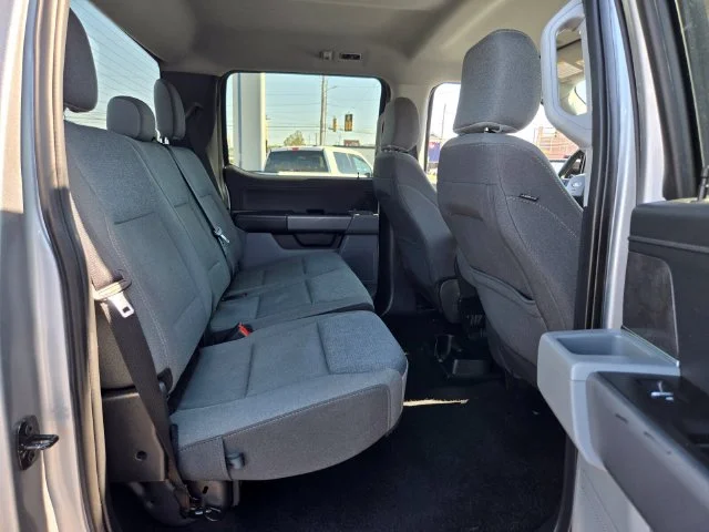 Used 2025 Silver Ford XLT image 17