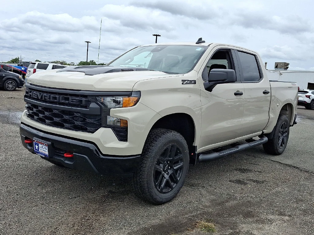 New 2026 White Sands Chevrolet Custom Trail Boss image 4