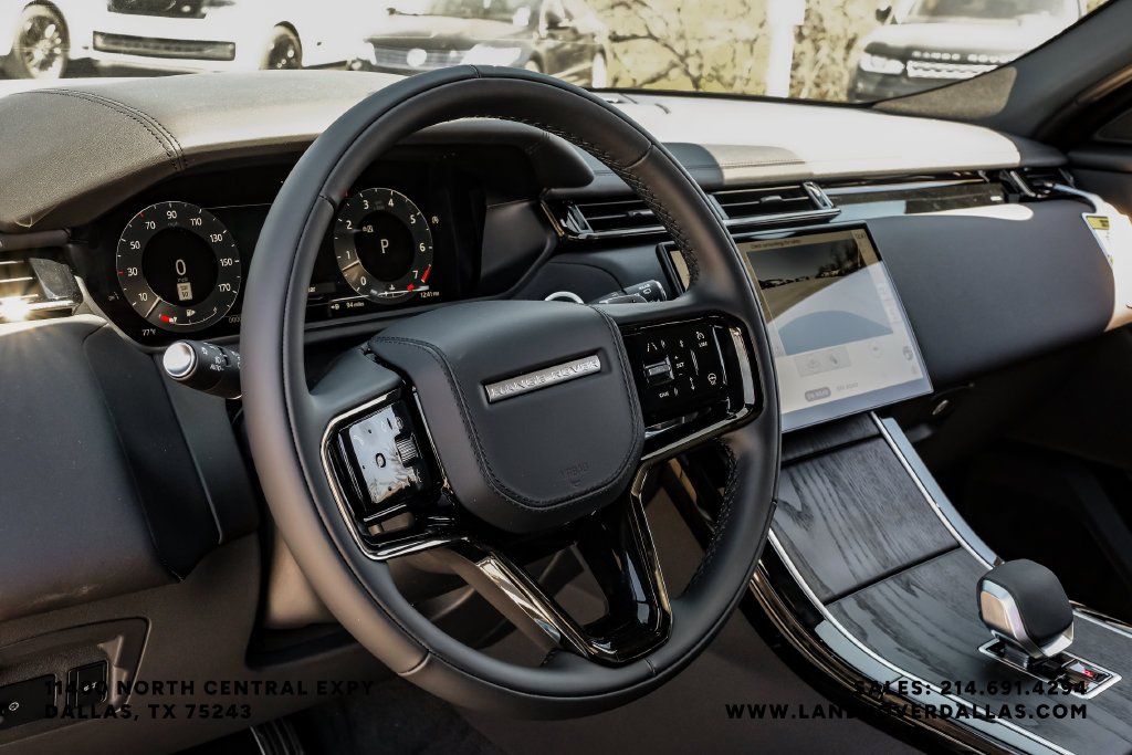Certified Used 2026 White Land Rover Dynamic SE image 15
