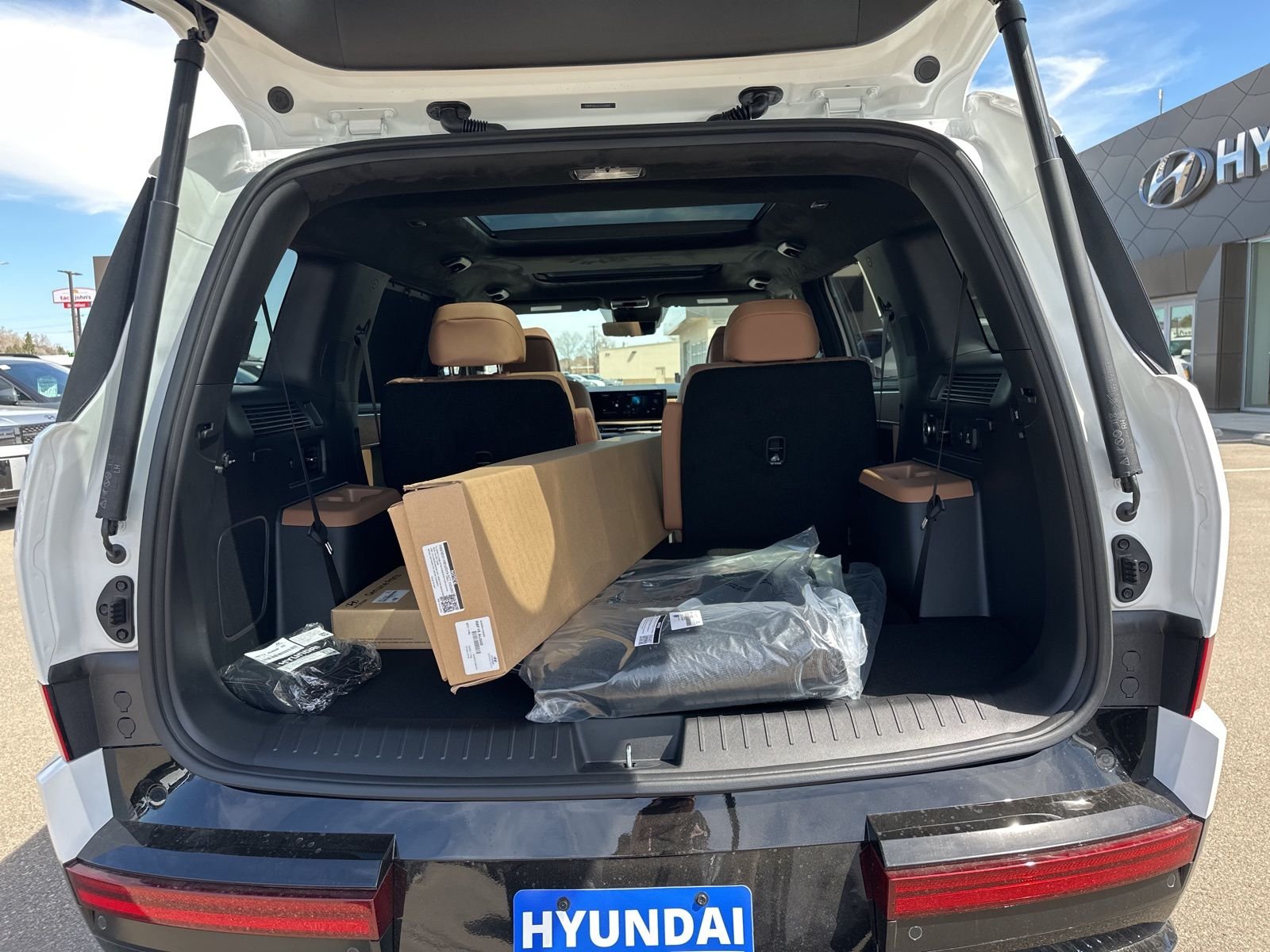 New 2026 White Hyundai Calligraphy AWD image 23