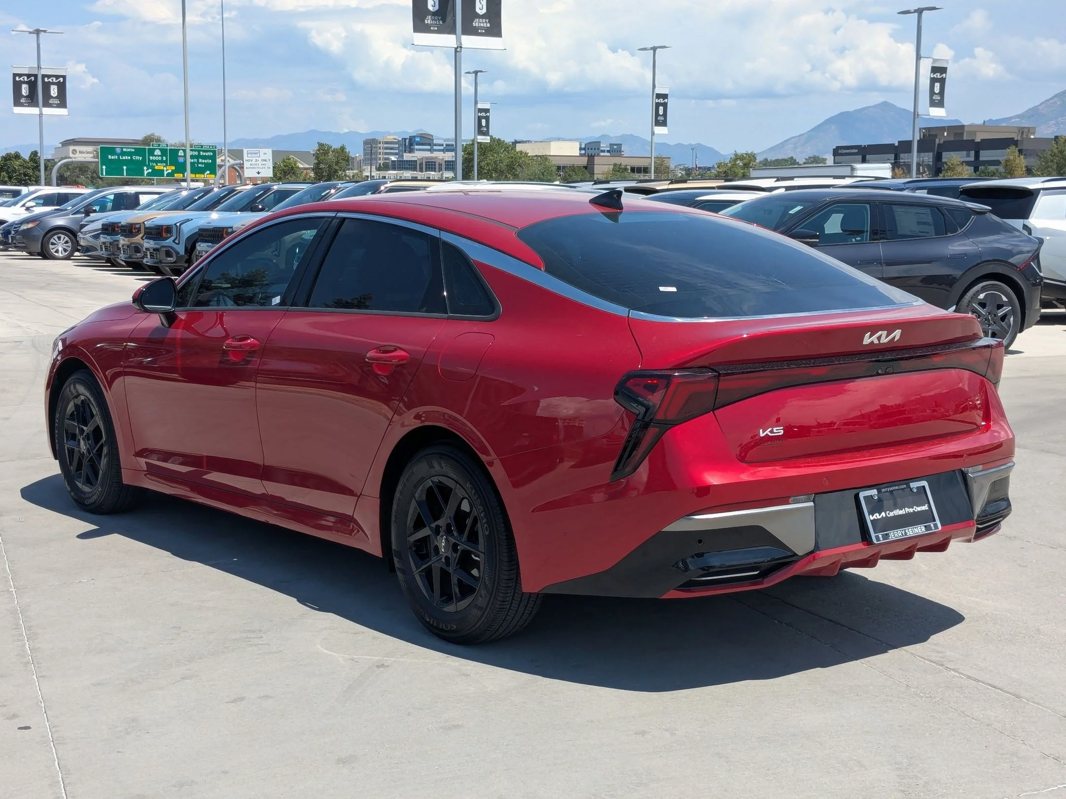Used 2025 Runway Red Kia LXS image 3