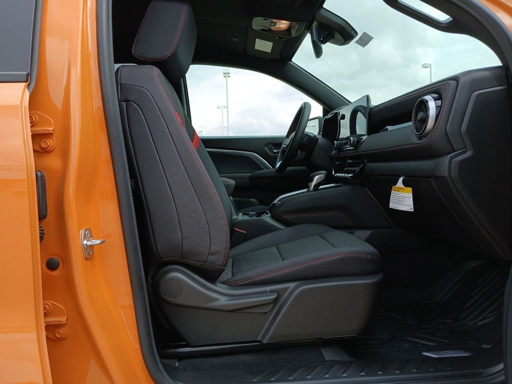 2025 Chevrolet Colorado Z71 - Photo 28