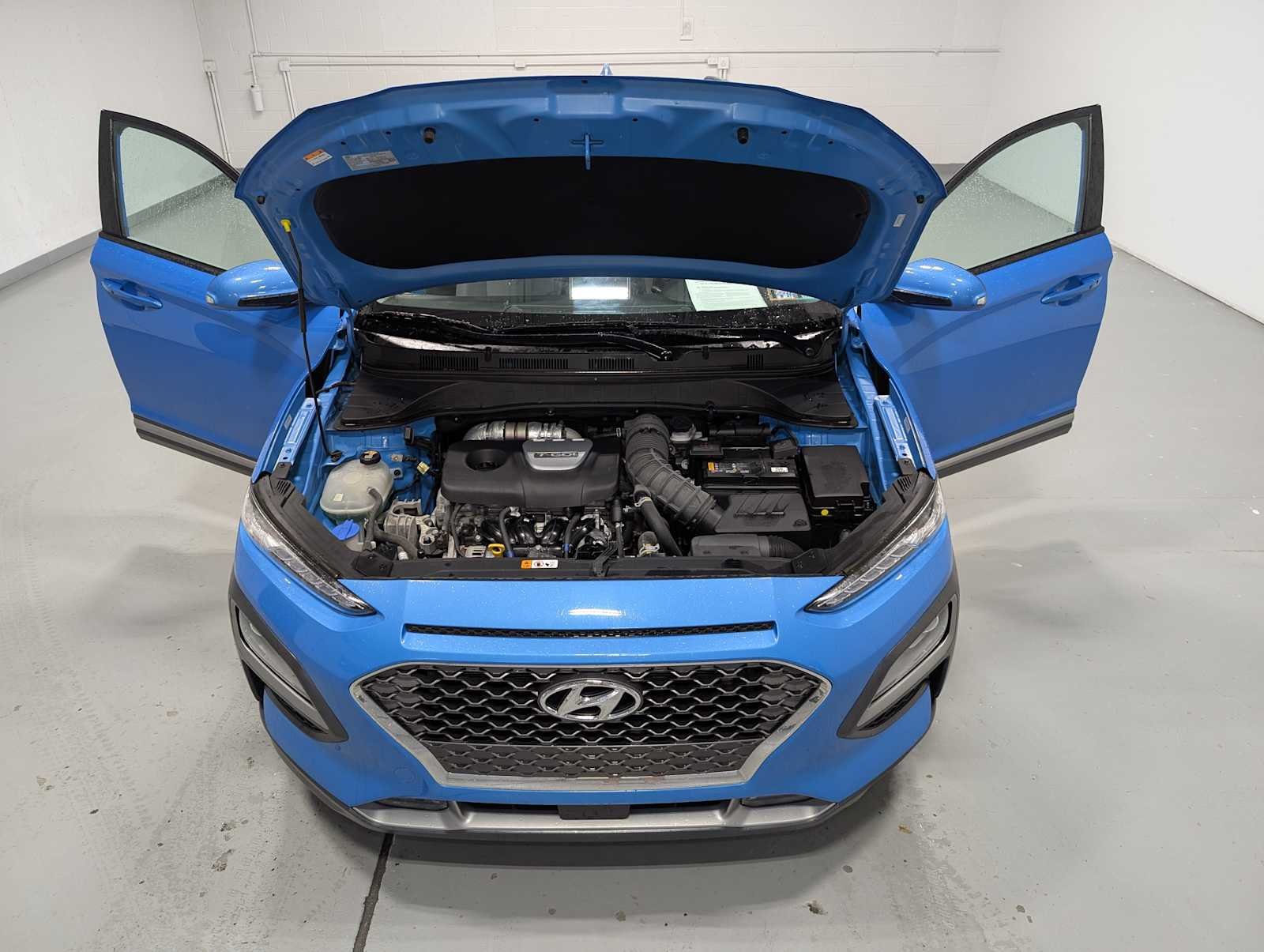 Used 2020 Surf Blue Hyundai Ultimate image 13