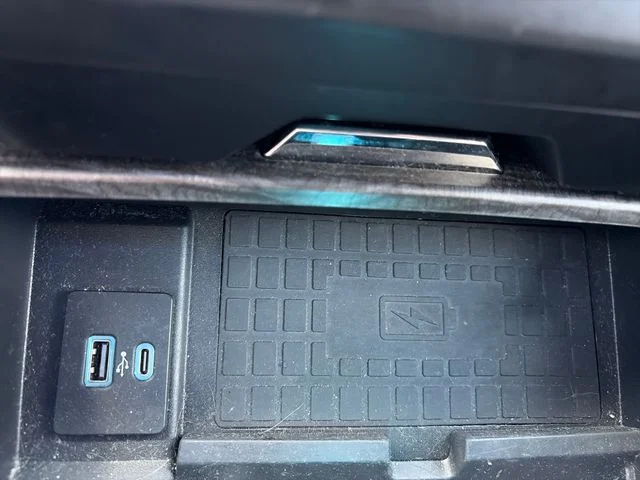 Used 2020 Gray Ford Limited image 19