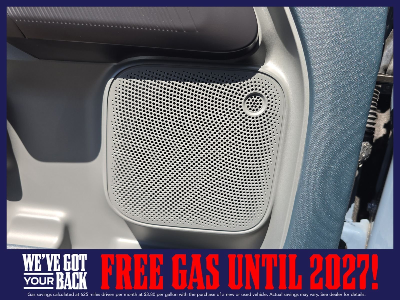 New 2025 Azure Gray Metallic Tri-Coat Ford XLT image 18