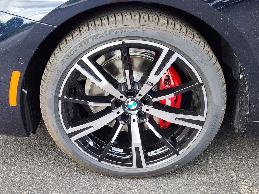 New 2027 Carbon Black Metallic BMW 530i xDrive image 7