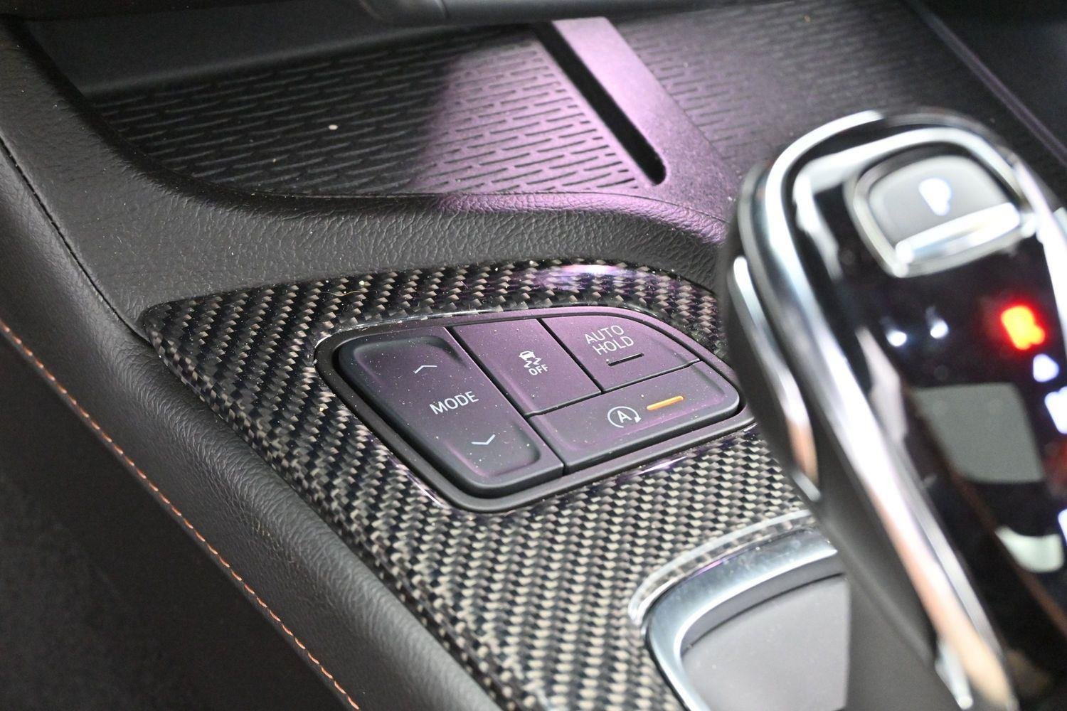 Used 2025 Summit White Cadillac V-Series image 24