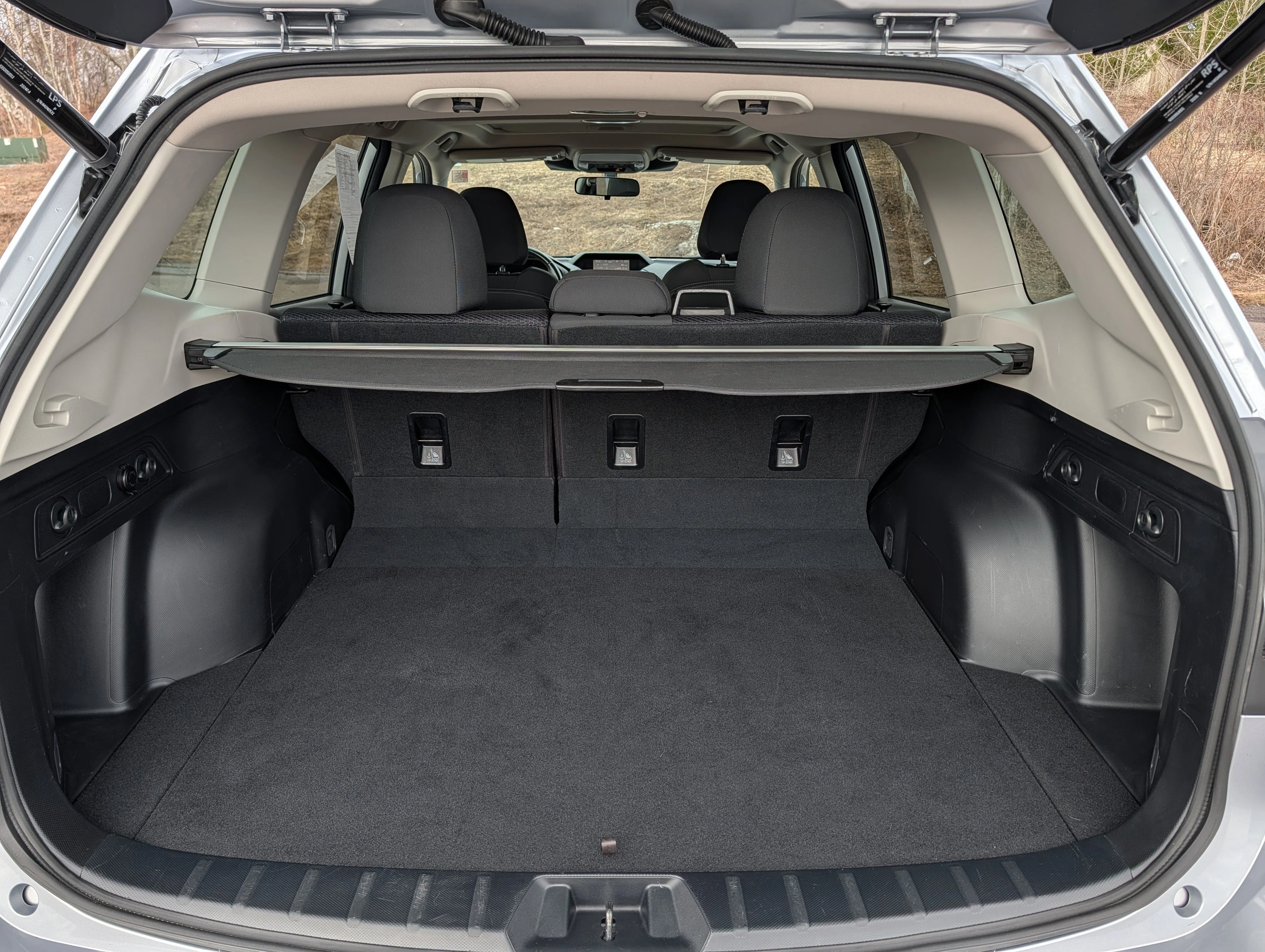 Used 2024 Ice Silver Metallic Subaru Premium image 18