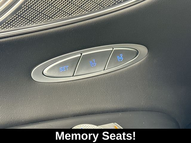 2024 GENESIS GV70 Standard - Photo 37