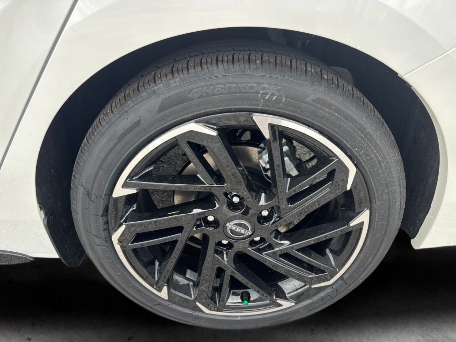 New 2026 White Nissan SR image 45