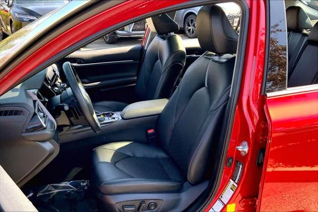 2024 Toyota Camry XSE - Photo 13