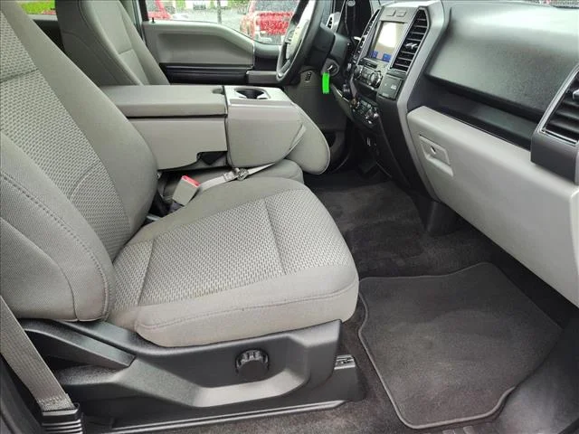 Used 2020 White Ford XLT image 28