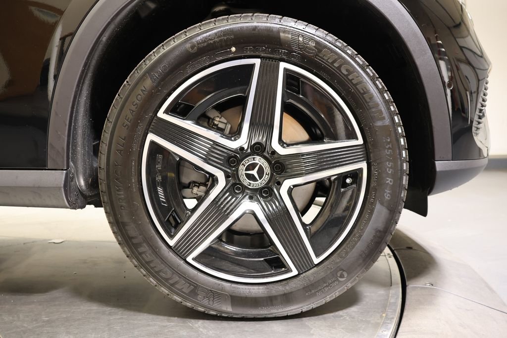 Used 2026 Black Mercedes-Benz GLC 300 image 14