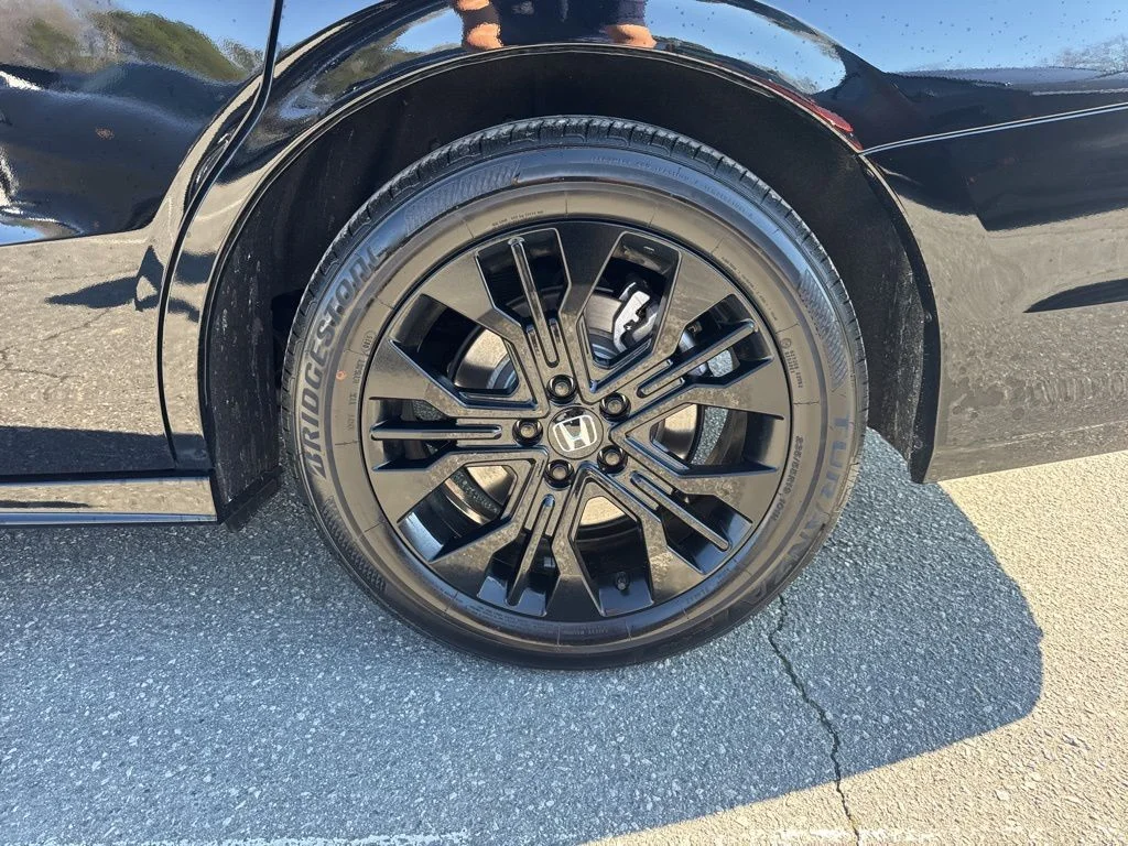 Used 2025 Black Honda Sport-L image 33
