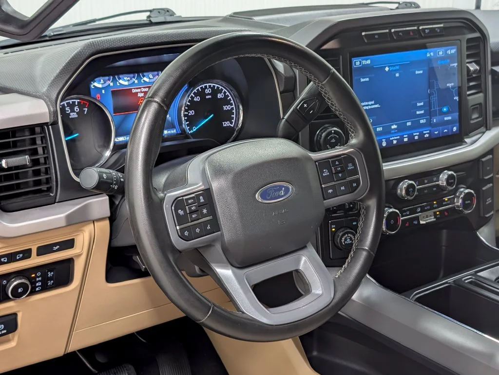 Certified Used 2023 Avalanche Ford XLT image 13
