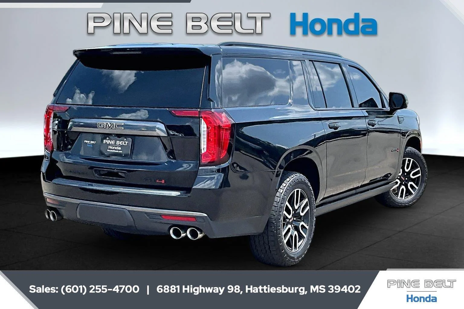Used 2023 Onyx Black GMC AT4 image 11