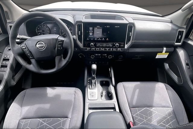 New 2026 Glacier White Nissan Crew Cab SV image 5