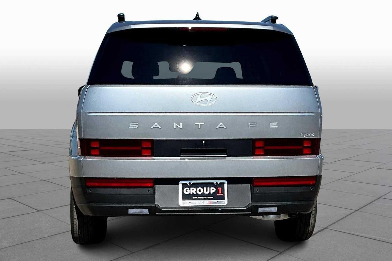 New 2026 Shimmering Silver Hyundai SEL image 4