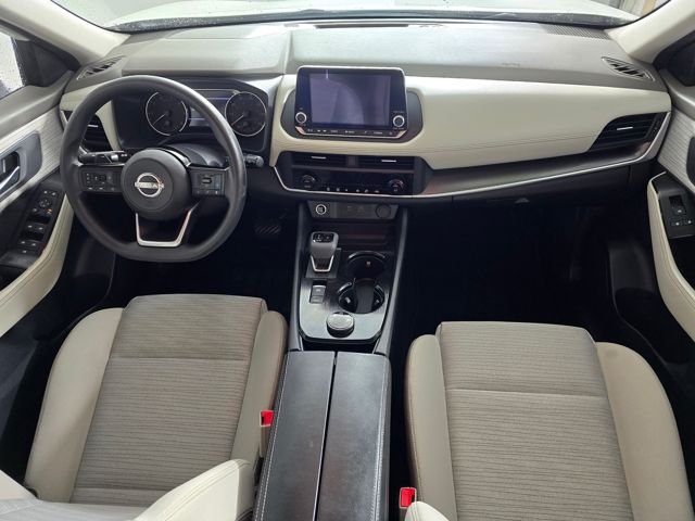 Used 2023 Pearl White Nissan SV image 8