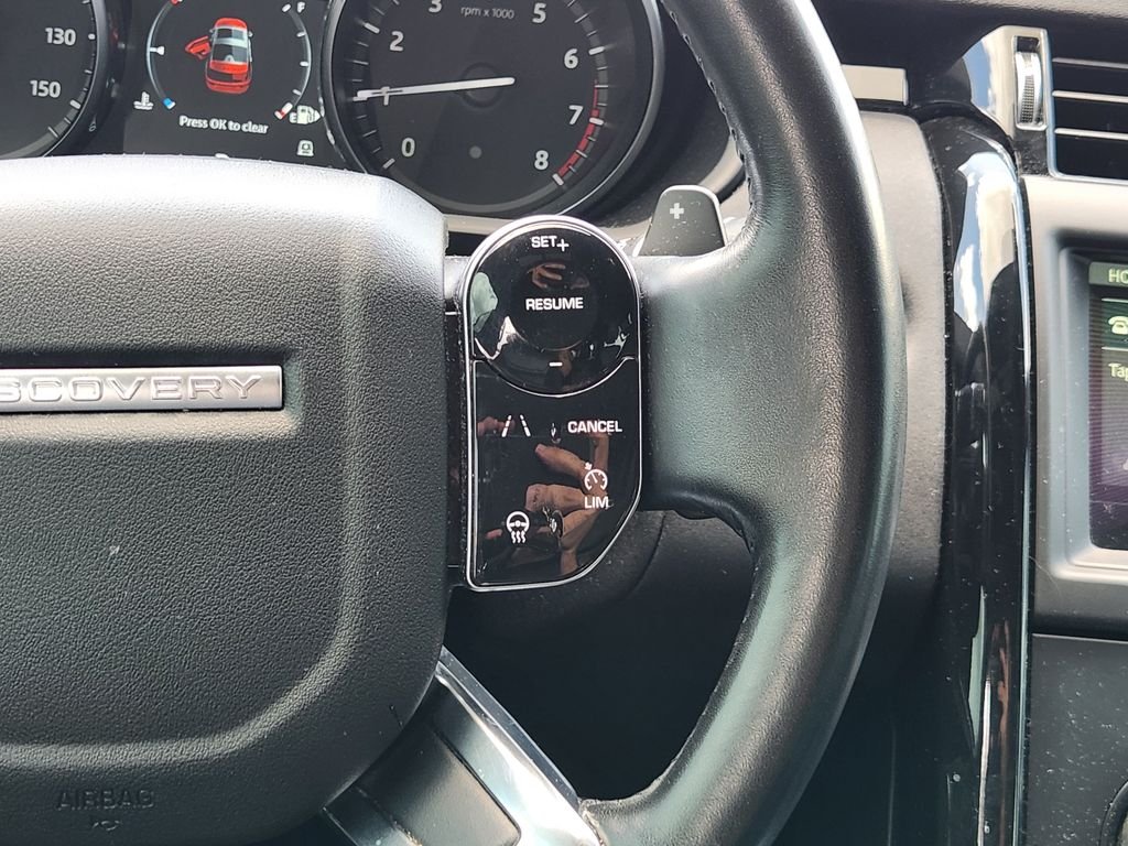Used 2020 Narvik Black Land Rover SE image 29