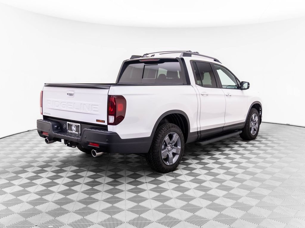 Certified Used 2025 Platinum White Pearl Honda AWD TRAILSPORT image 8