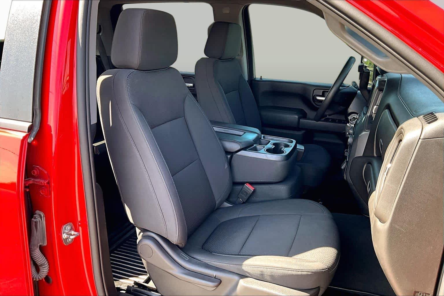 Used 2023 RED HOT Chevrolet Custom image 9