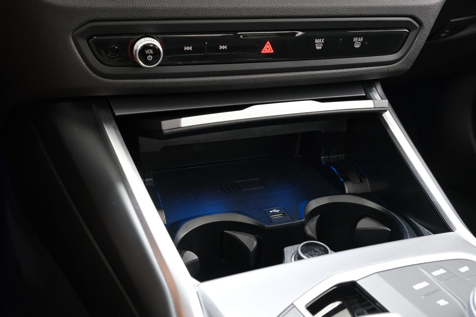 2025 BMW 2 Series 230i - Photo 19