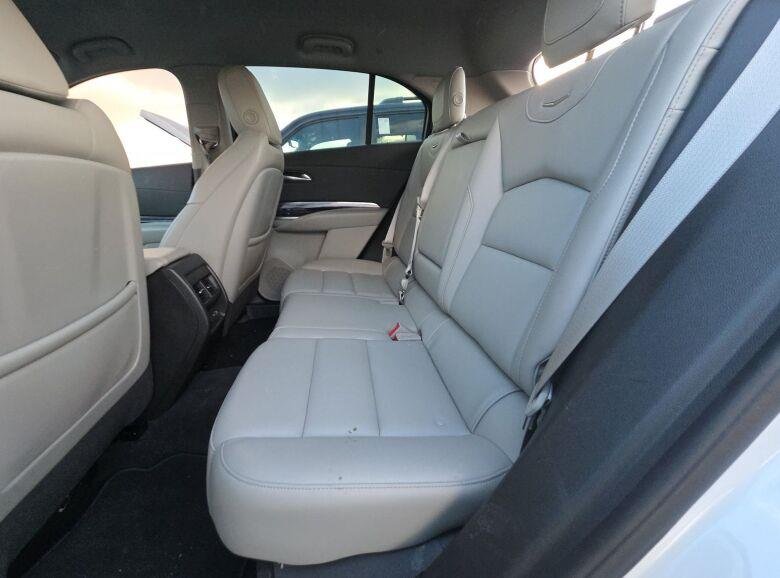 Used 2023 Crystal White Tricoat Cadillac AWD Luxury image 8