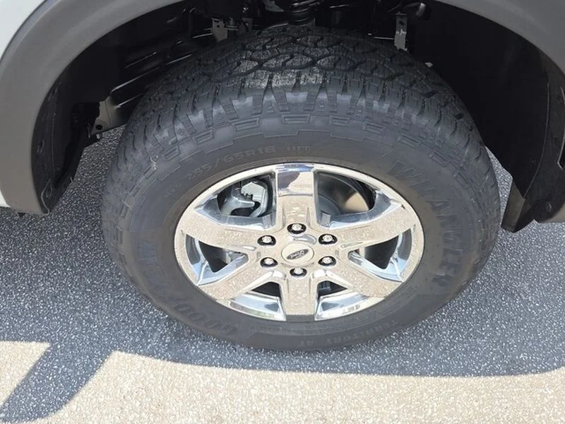New 2026 Avalanche Ford XLT image 18