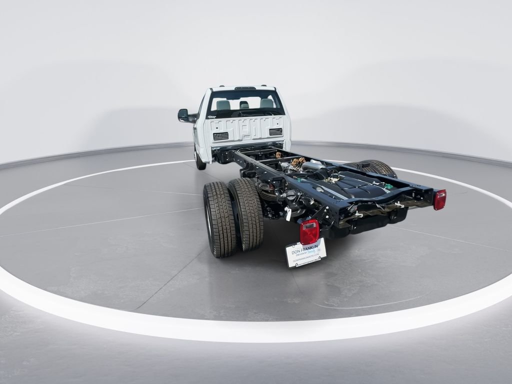 New 2026 Oxford White Ford F-350® XL image 7