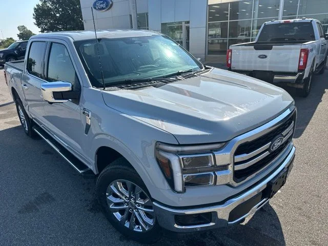 New 2026 Avalanche Ford Lariat® image 6