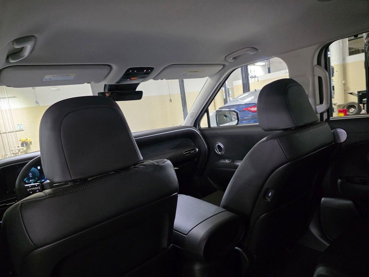 New 2027 Creamy White Pearl Hyundai Blue SEL 8P image 16