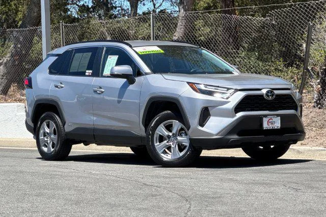 Certified Used 2025 SILVER SKY METALLIC Toyota  image 2