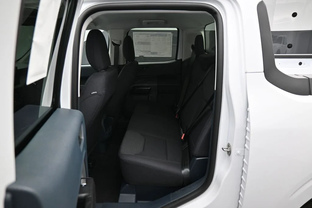 New 2026 Oxford White Ford XL image 16
