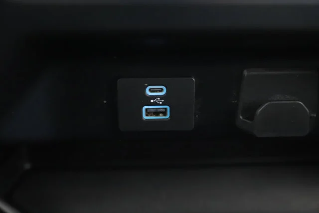 Used 2023  Ford XLT image 24