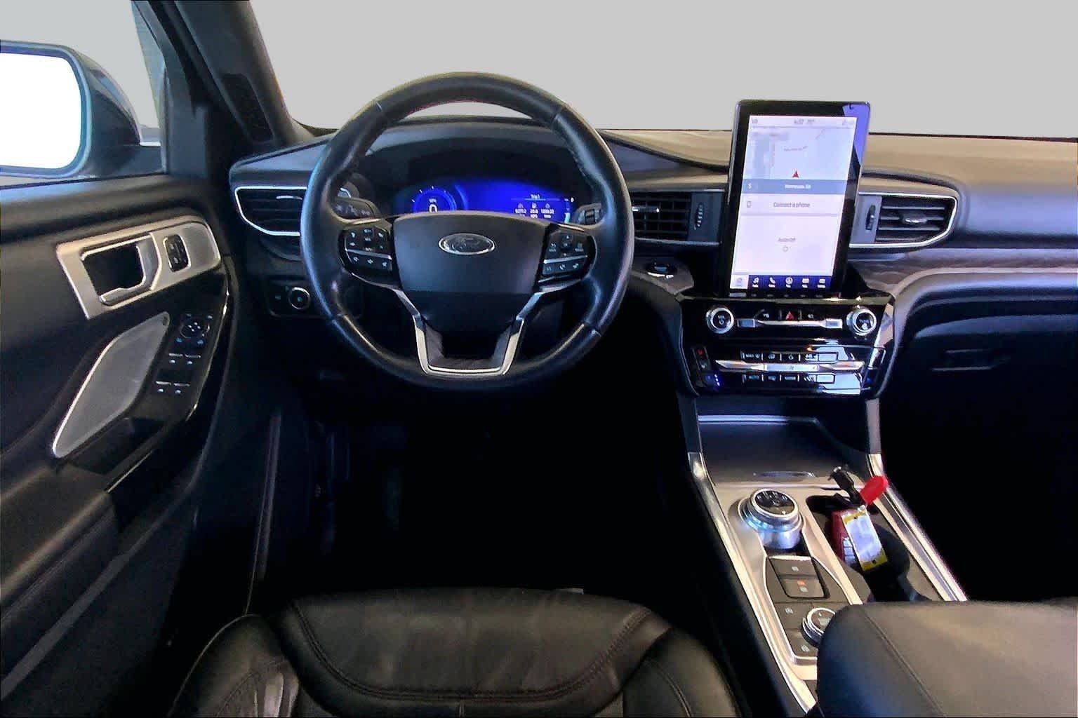 Used 2023 Agate Black Metallic Ford Platinum image 6
