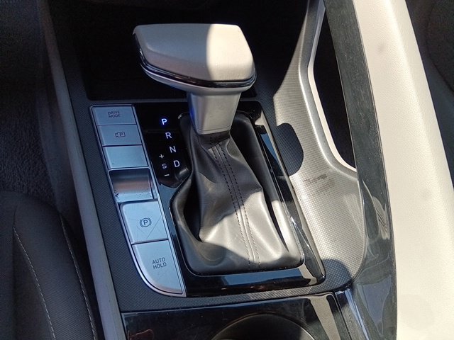 Used 2025 Blue Hyundai SEL Convenience image 17