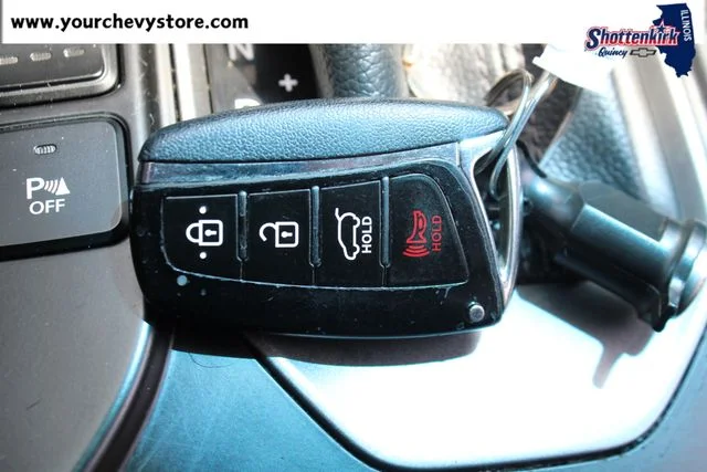 Used 2015 Blue Hyundai Base image 35
