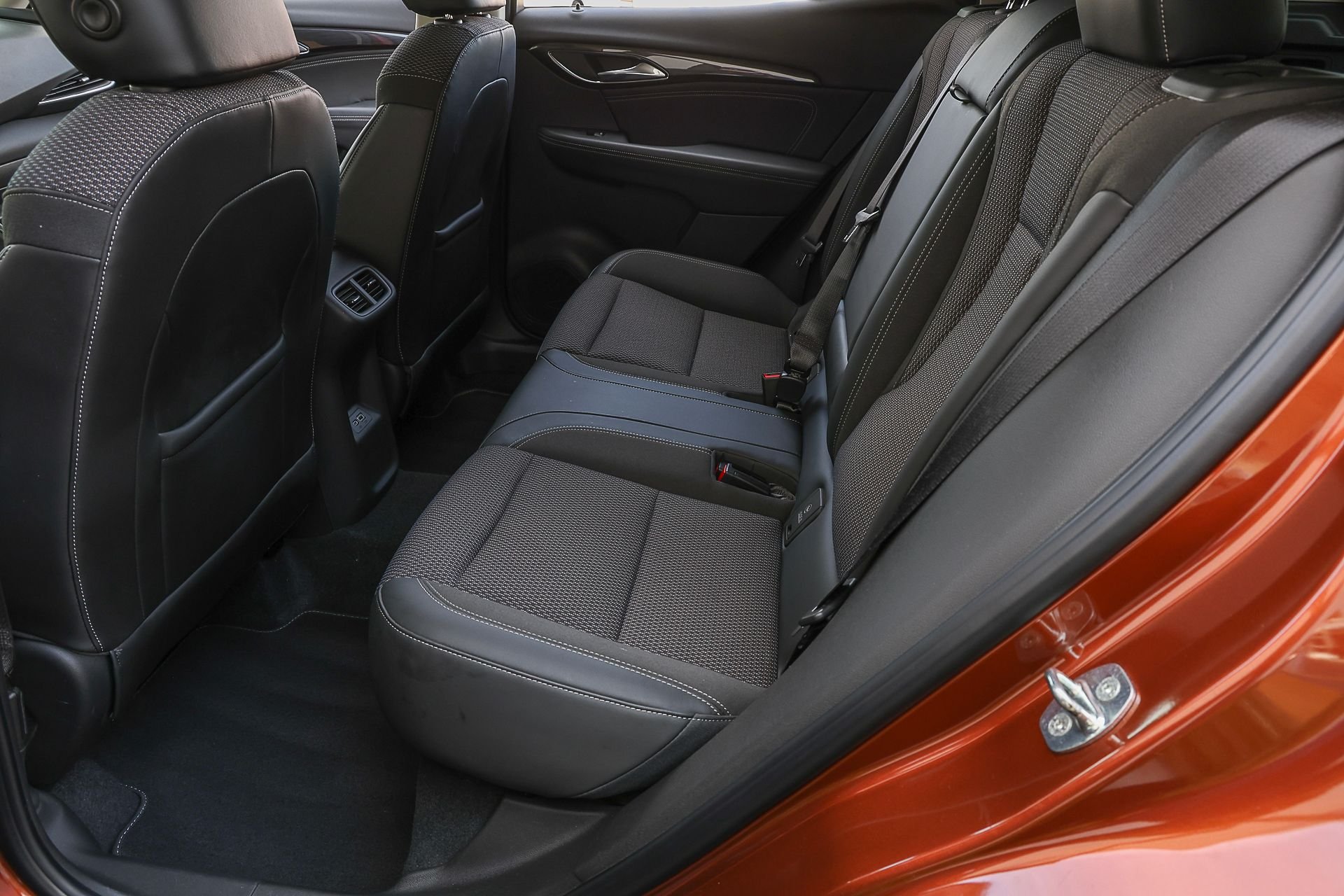 Used 2022 Brown Buick Preferred image 25