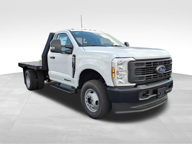 2026 Ford F-350 Super Duty Chassis Cab XL - Photo 16