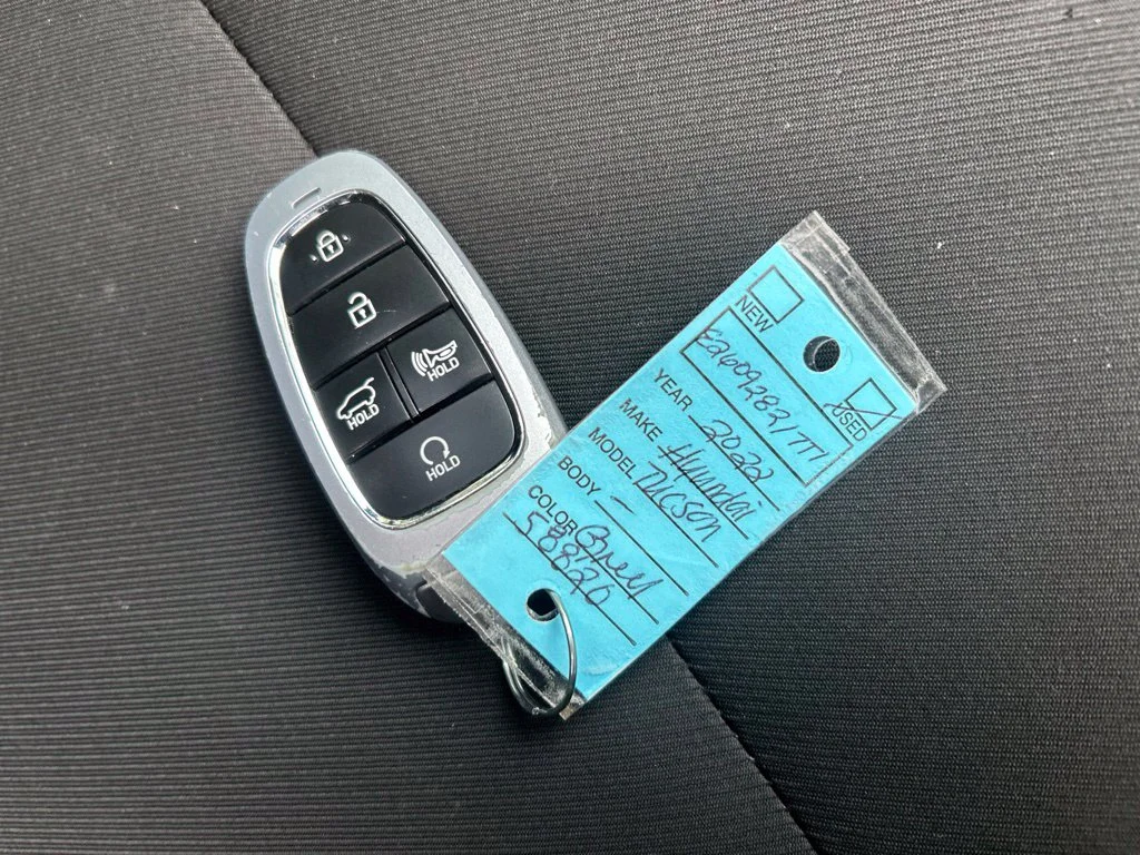 Used 2022 Gray Hyundai SEL image 34