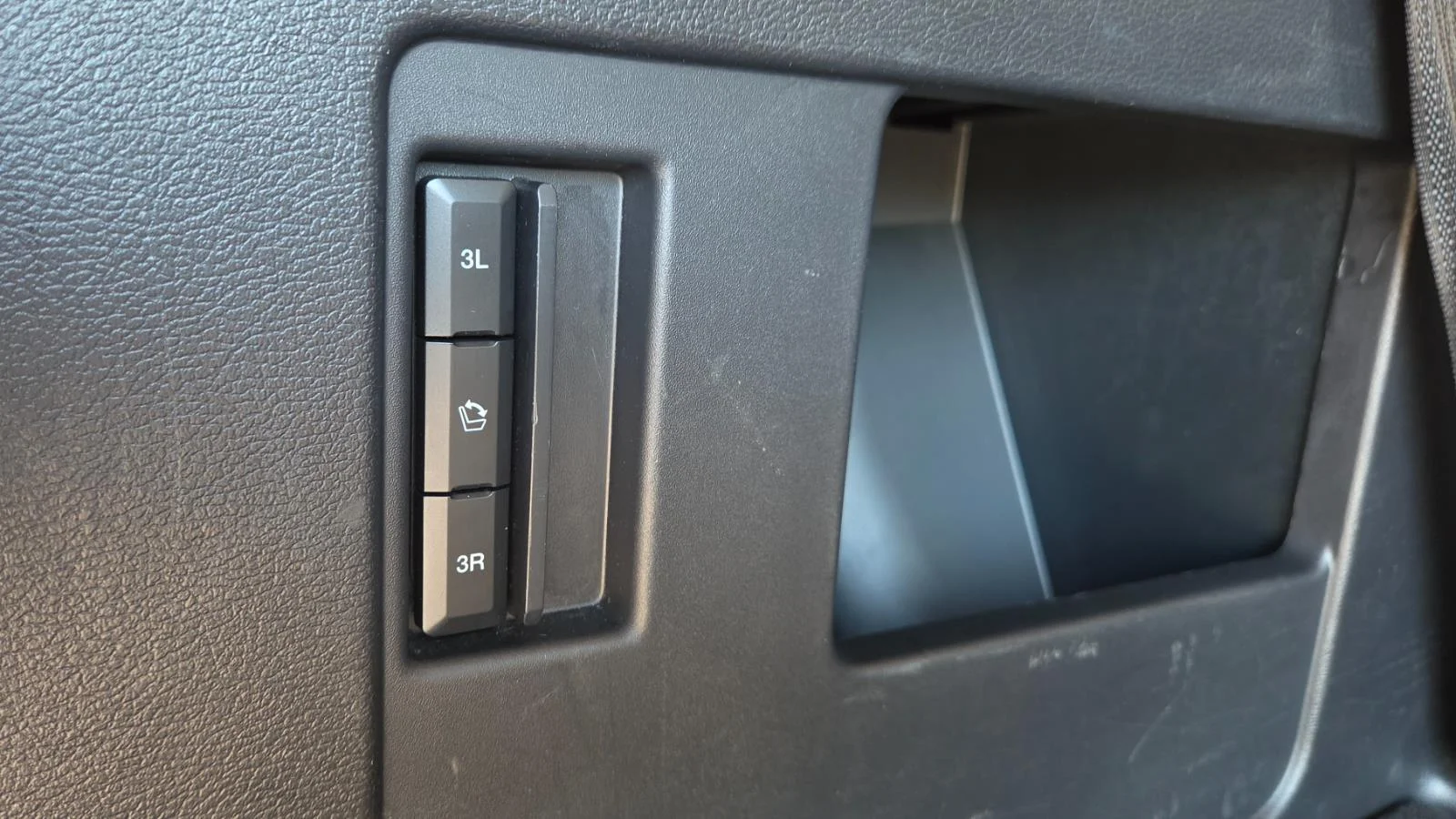 Used 2024 Oxford White Ford XLT image 67