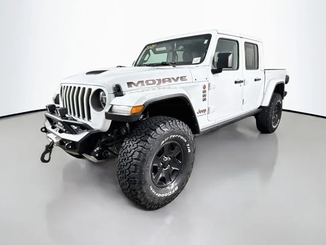 Used 2021 White Jeep Mojave image 3