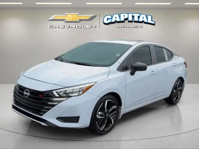 2025 Nissan Versa 1.6 SR CVT's photo