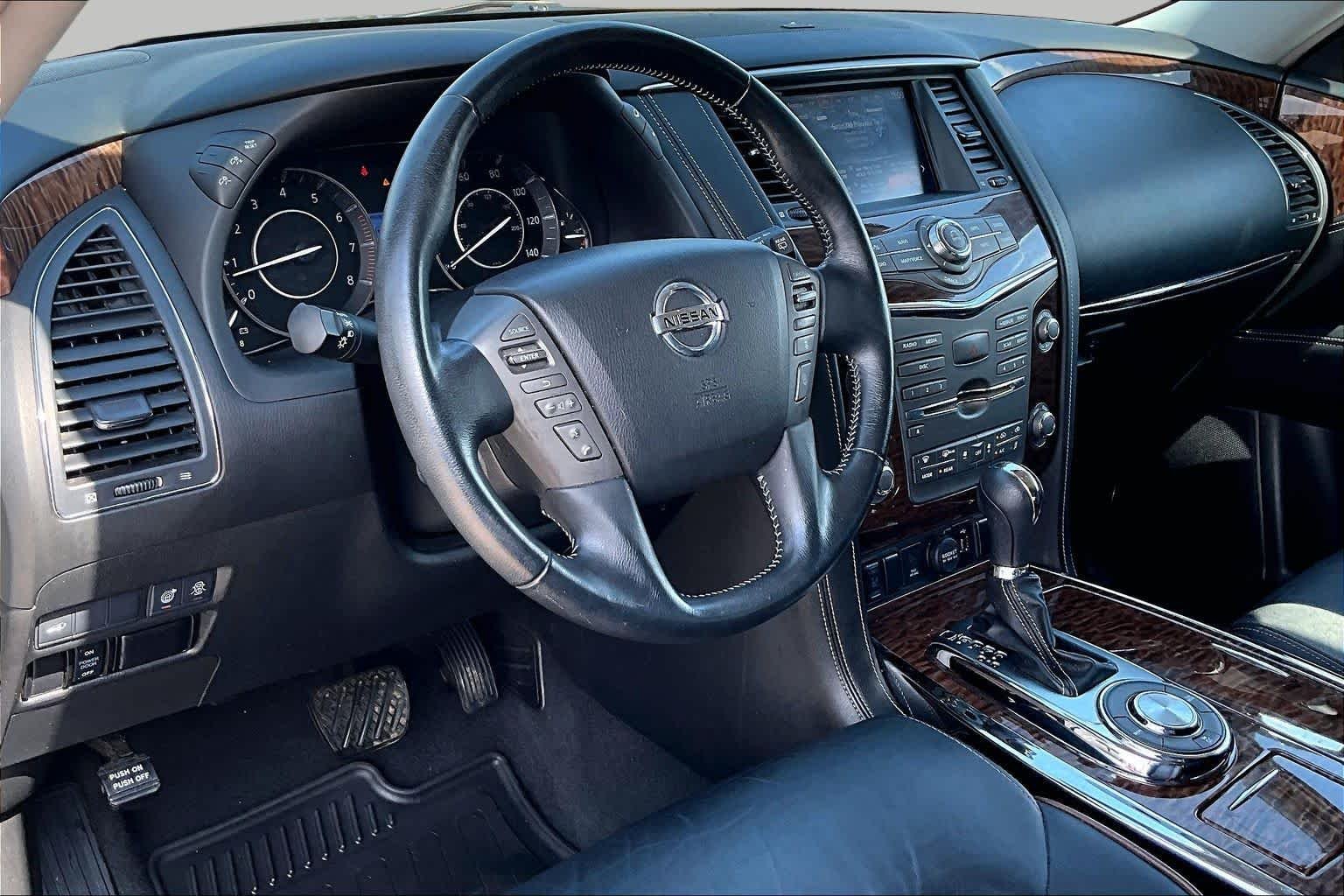 Used 2020 Super Black Nissan SL image 18